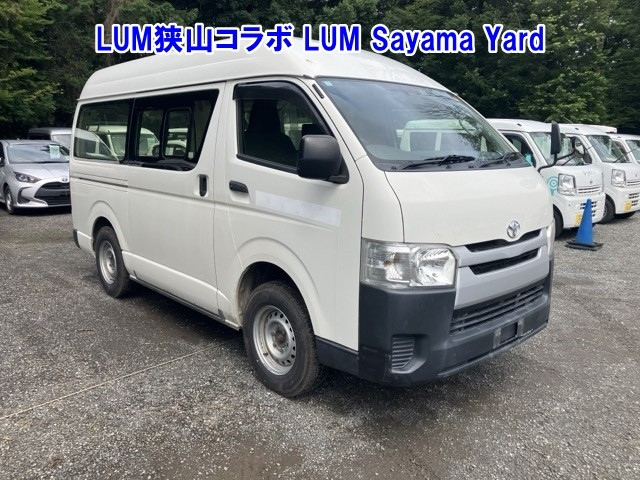 TOYOTA HIACE — фото