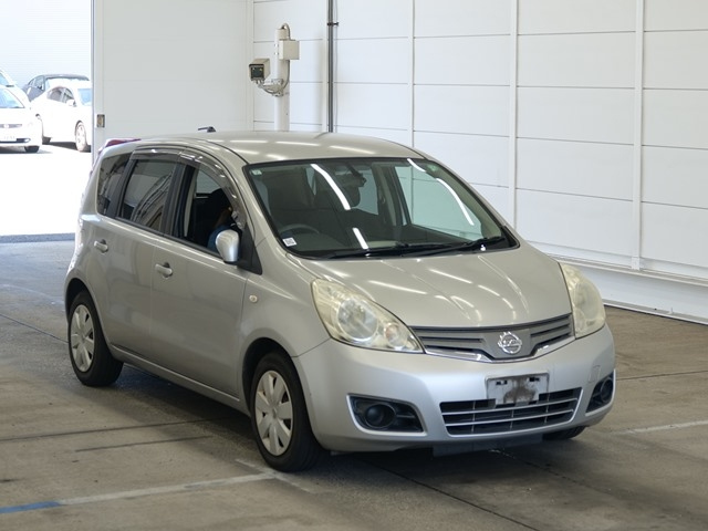 NISSAN NOTE — фото