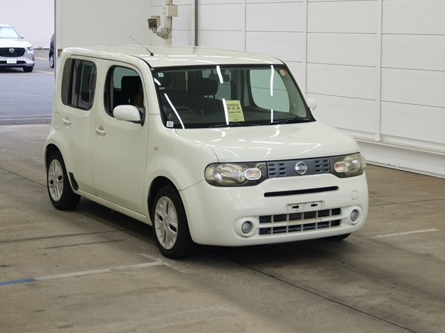 NISSAN CUBE — фото