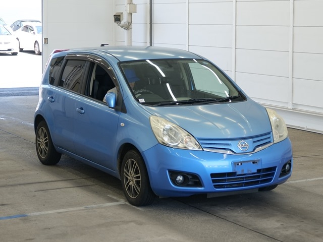 NISSAN NOTE — фото