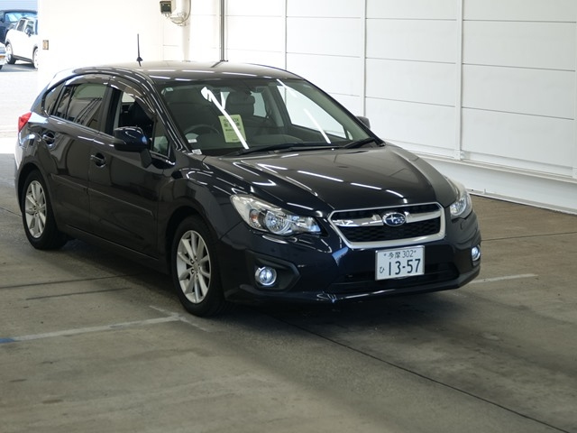 SUBARU IMPREZA — фото