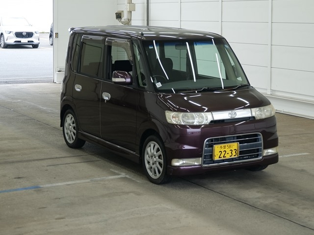 DAIHATSU TANTO — фото