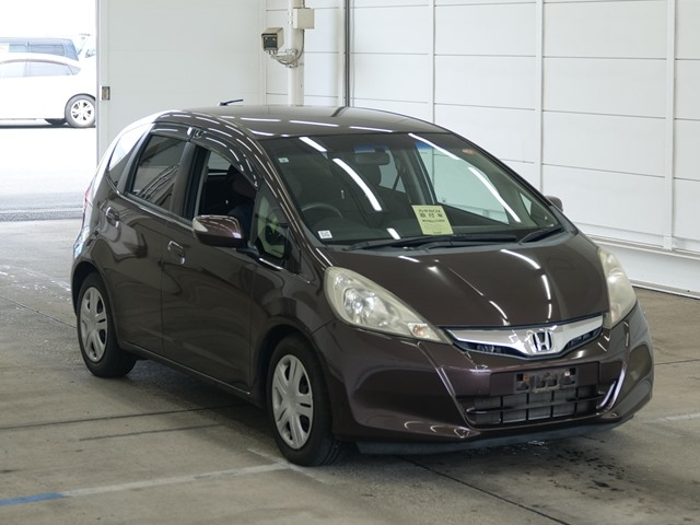 HONDA FIT — фото