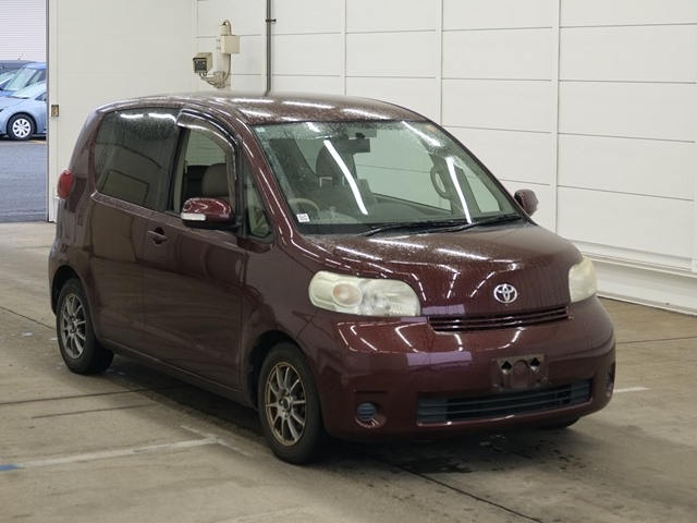 TOYOTA PORTE — фото