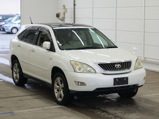 TOYOTA HARRIER — фото