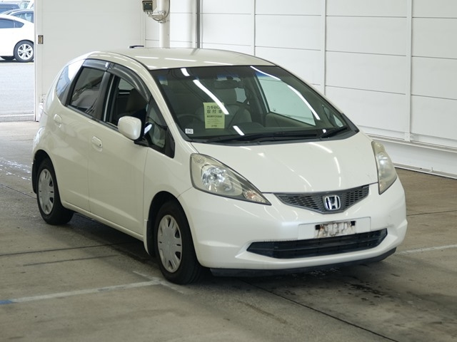 HONDA FIT — фото