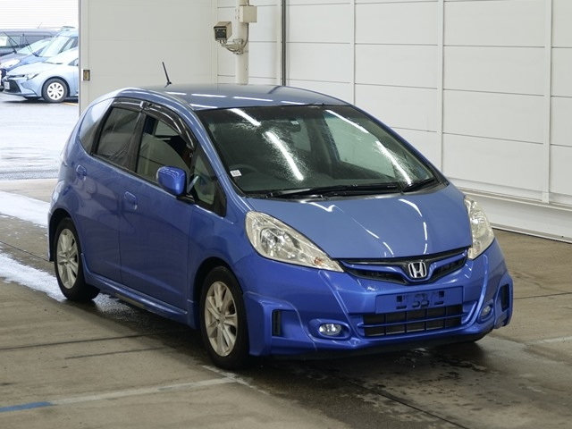 HONDA FIT — фото
