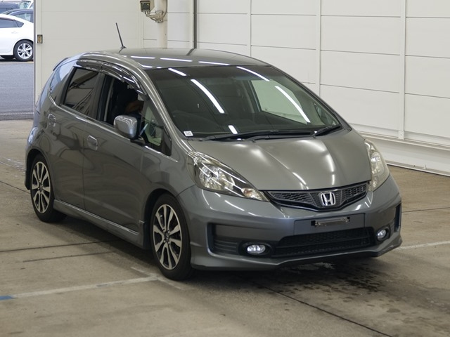 HONDA FIT — фото