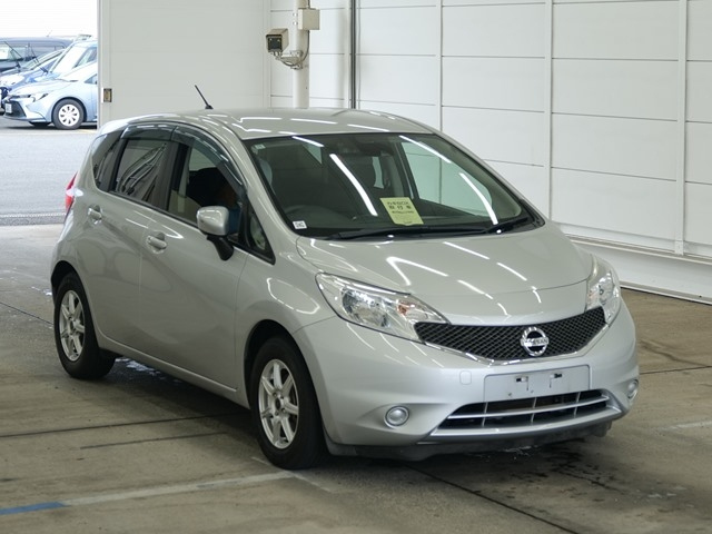 NISSAN NOTE — фото