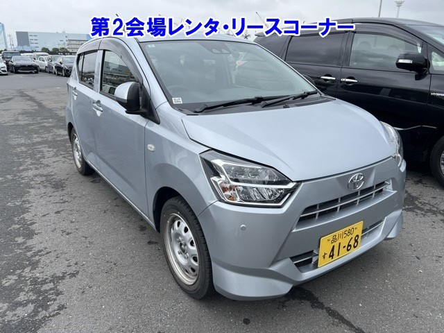 TOYOTA PIXIS — фото
