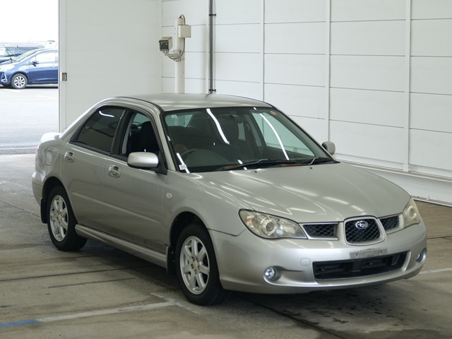 SUBARU IMPREZA — фото