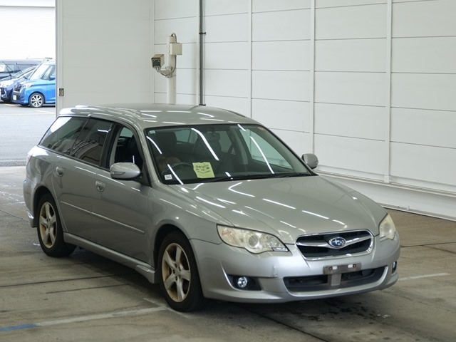 SUBARU LEGACY — фото
