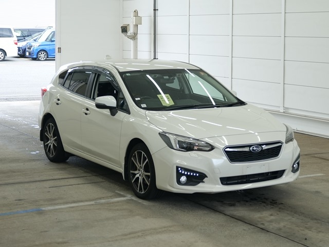 SUBARU IMPREZA — фото