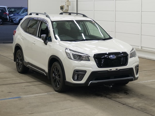 SUBARU FORESTER — фото