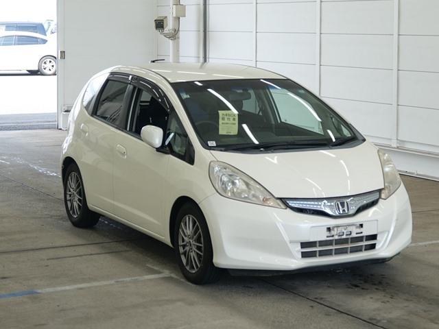 HONDA FIT — фото