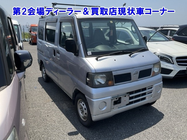 NISSAN CLIPPER — фото
