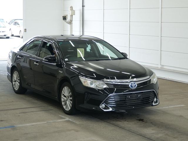TOYOTA CAMRY — фото