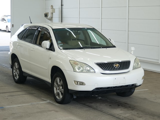 TOYOTA HARRIER — фото
