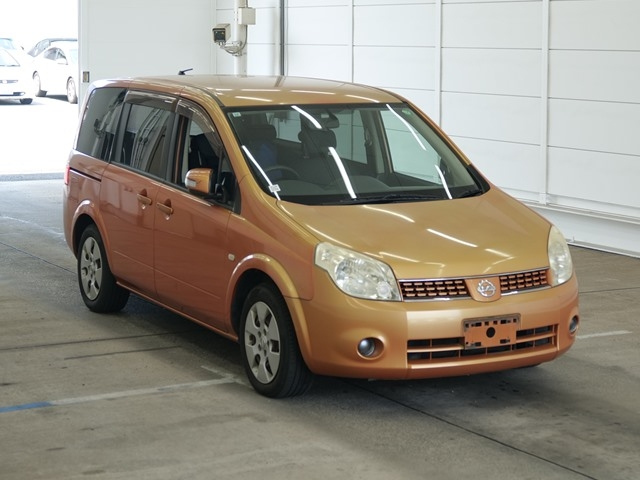 NISSAN LAFESTA — фото