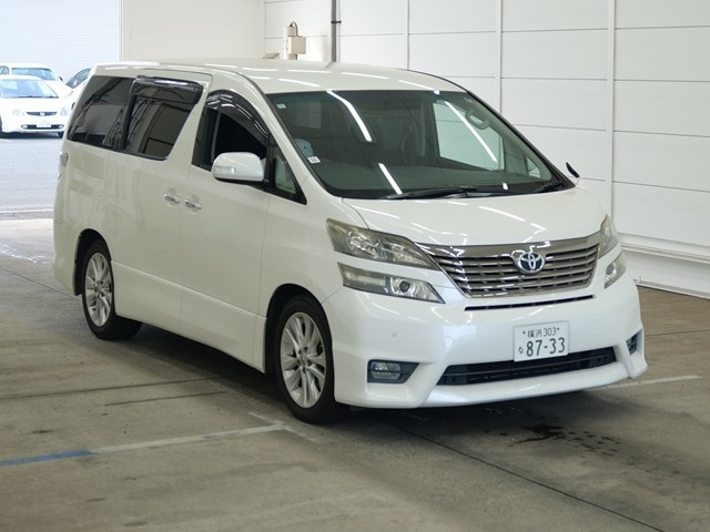 TOYOTA VELLFIRE — фото