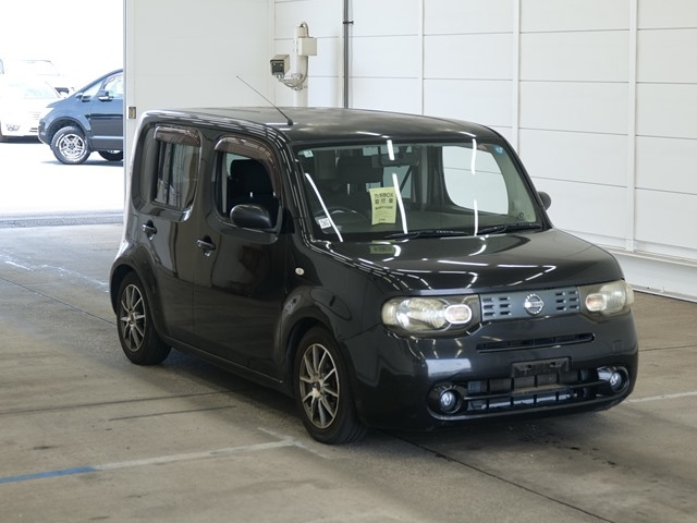 NISSAN CUBE — фото
