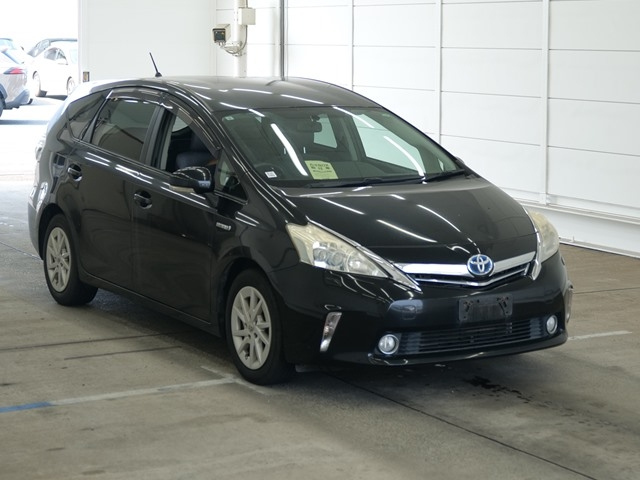 TOYOTA PRIUS — фото