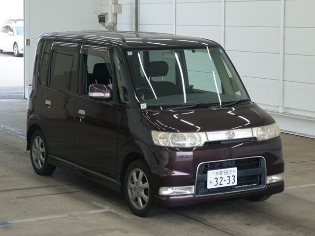 DAIHATSU TANTO — фото