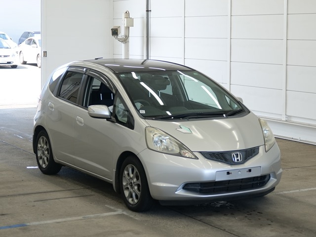 HONDA FIT — фото