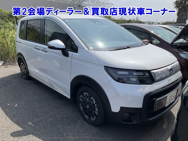 HONDA FREED — фото