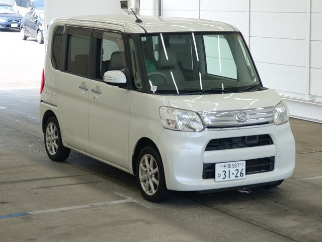 DAIHATSU TANTO — фото