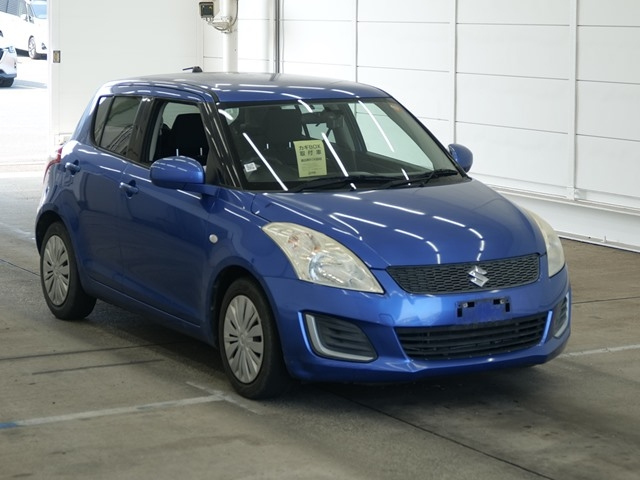 SUZUKI SWIFT — фото