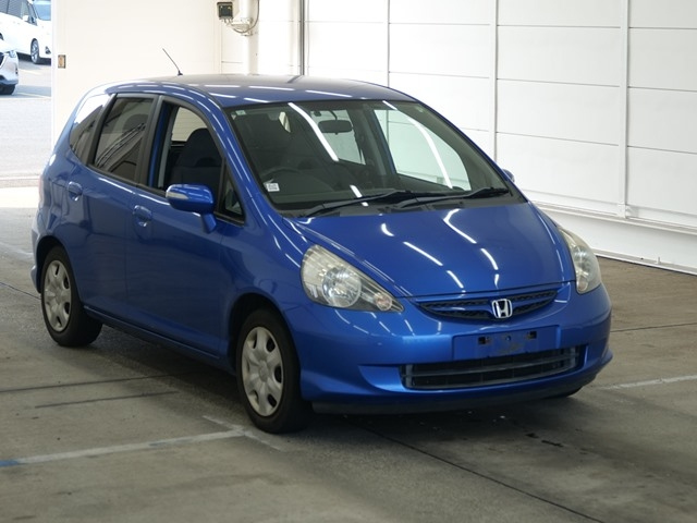 HONDA FIT — фото