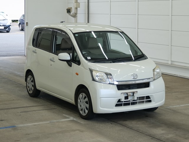 DAIHATSU MOVE — фото