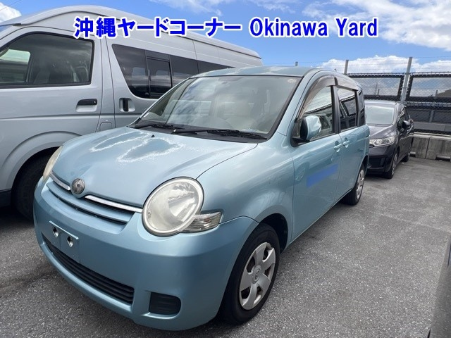 TOYOTA SIENTA — фото
