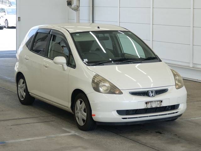 HONDA FIT — фото