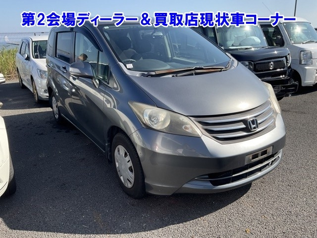 HONDA FREED — фото