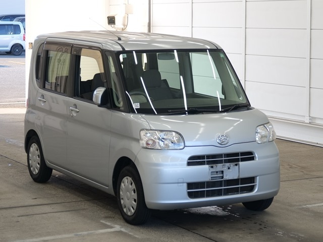 DAIHATSU TANTO — фото