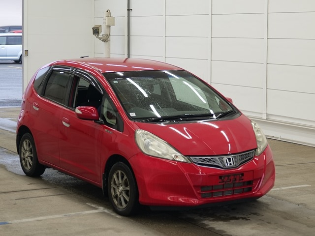HONDA FIT — фото