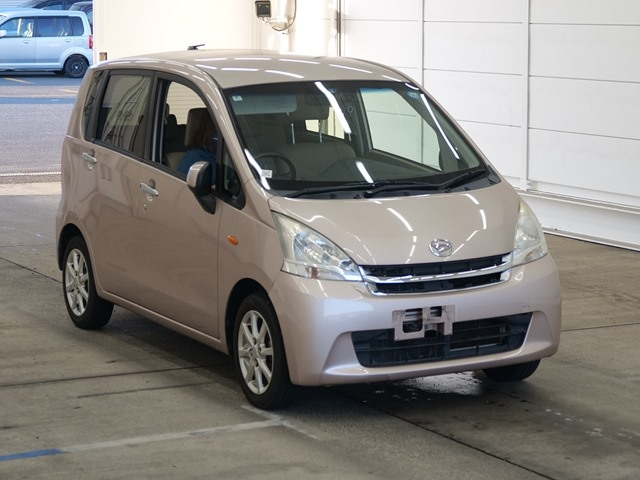 DAIHATSU MOVE — фото