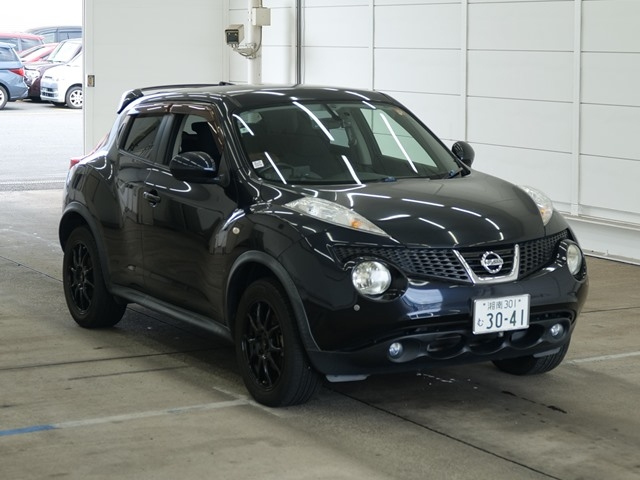 NISSAN JUKE — фото