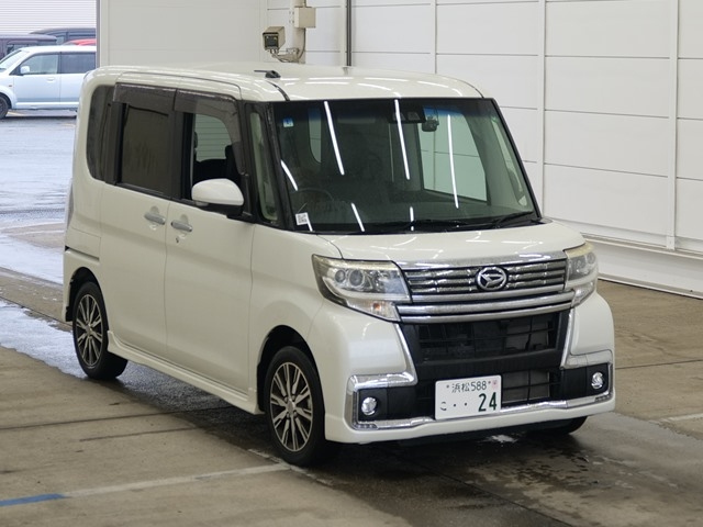 DAIHATSU TANTO — фото