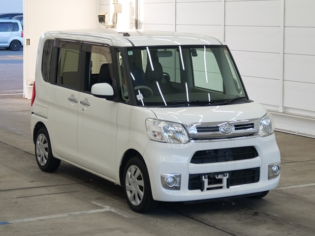 DAIHATSU TANTO — фото
