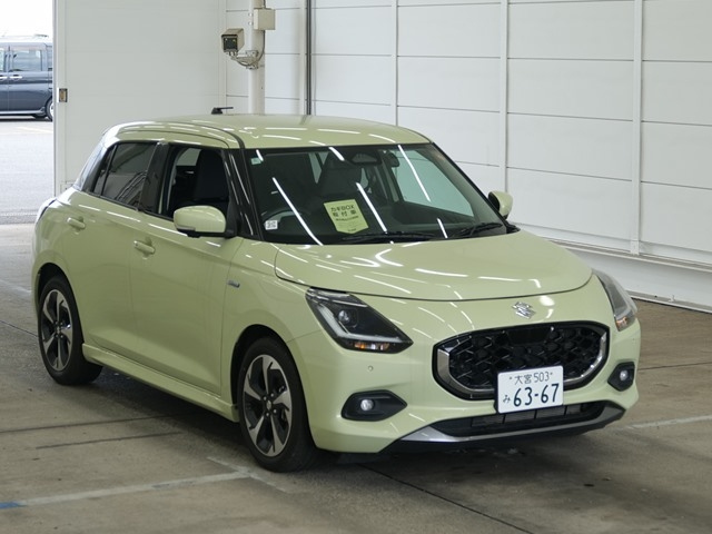SUZUKI SWIFT — фото