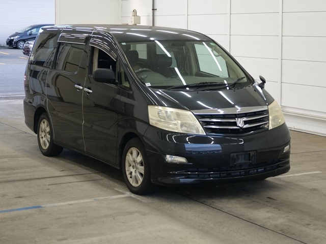 TOYOTA ALPHARD — фото