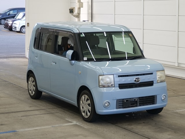 DAIHATSU MOVE — фото