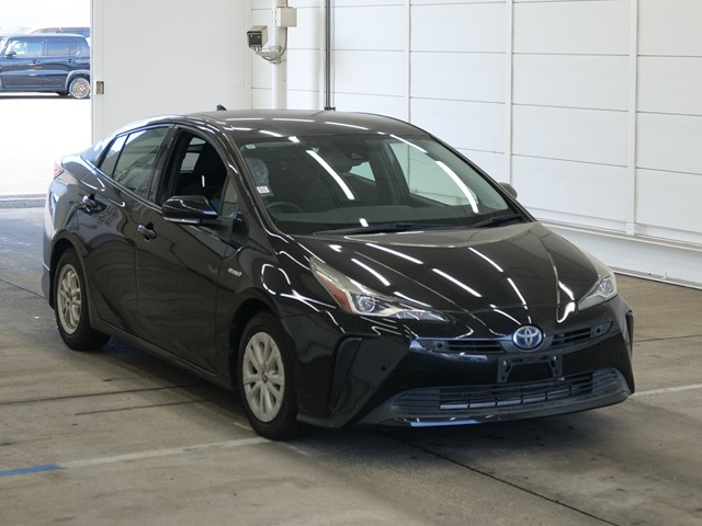TOYOTA PRIUS — фото