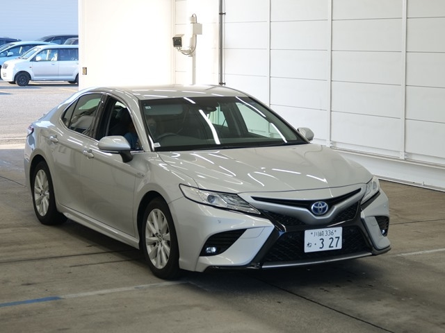 TOYOTA CAMRY — фото