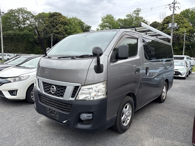 NISSAN CARAVAN — фото