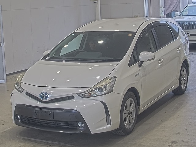 TOYOTA PRIUS — фото