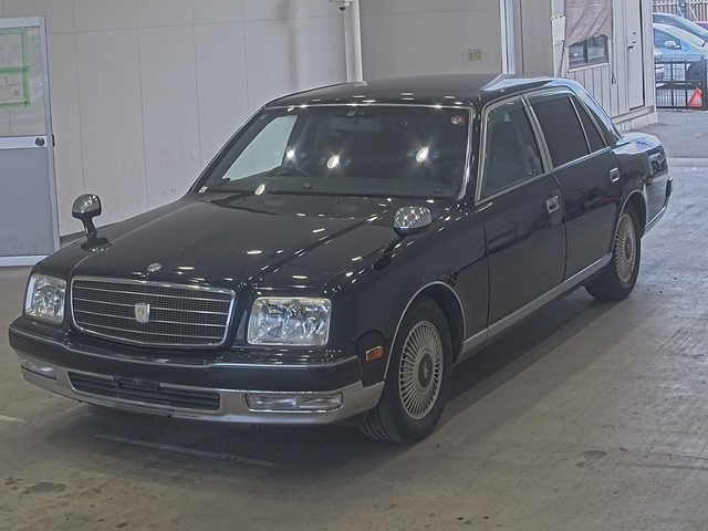TOYOTA CENTURY — фото